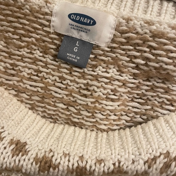 Old Navy Textured Knit Sweater in Cream and Tan - Picture 3 of 3